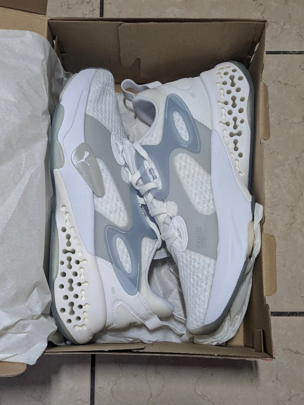 PUMA XETIC HALFLIFE CLEAN SCIENCE MEN'S 9.5 NWT